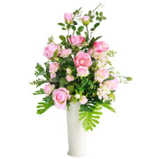 Enchanting Pink Rose Blooms - Fresh Flower Delivery