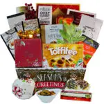 Christmas Greetings Candle Gift