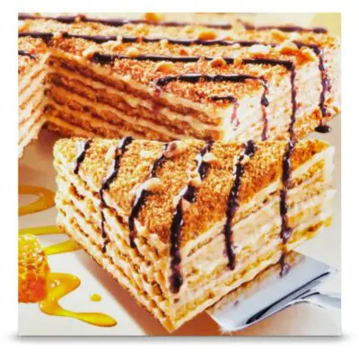 Marlenka Honey Cake