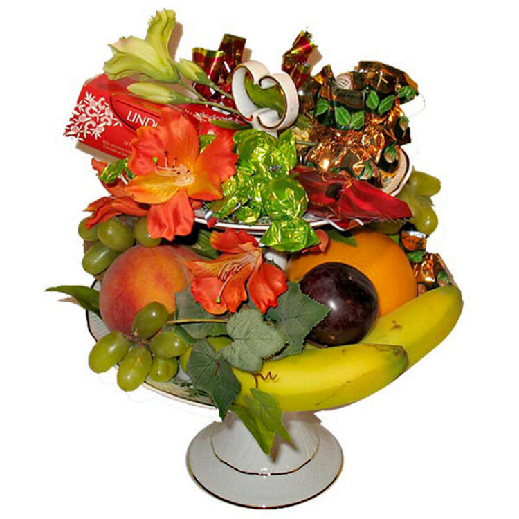 Fruits and Chocolates Premium Fruit Basket